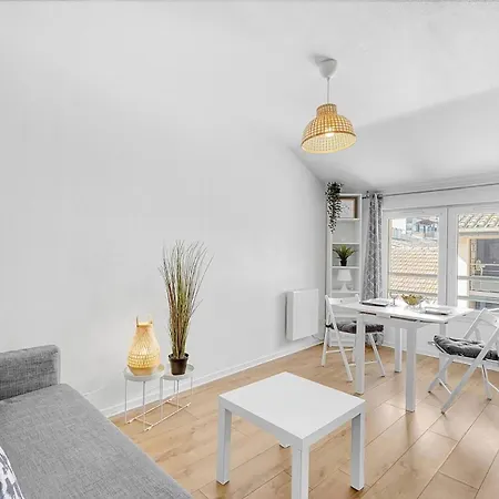Cosy - Gare - Metro - Calme - Apartment