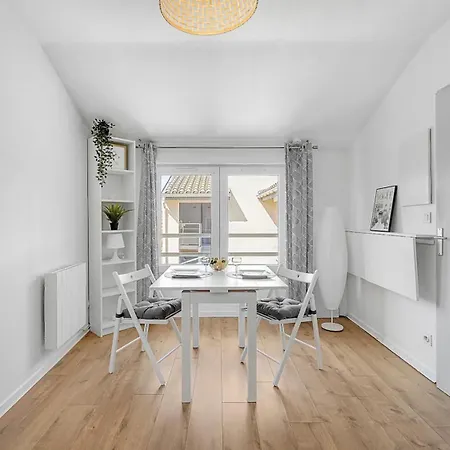 Cosy - Gare - Metro - Calme - *